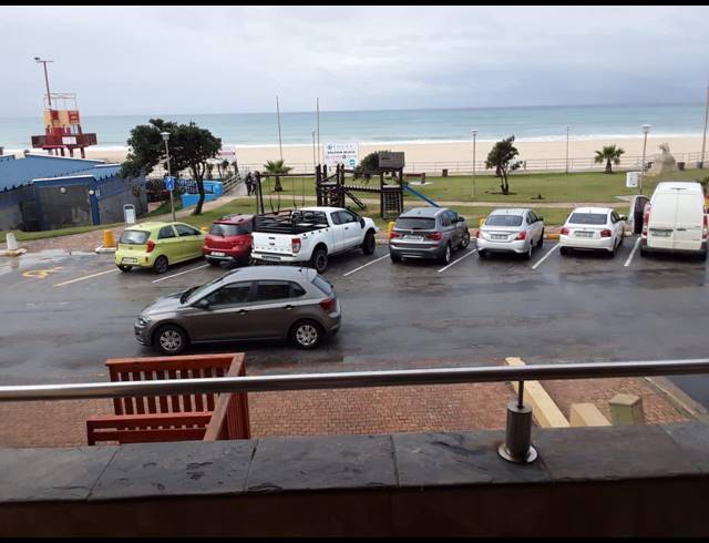 3 BEDROOM APARTMENT FOR SALE IN JEFFREYS BAY CENTRAL